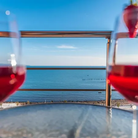 Sea Forever - Luxury Apt With Jacuzzi & Full Sea Views Apartment *
